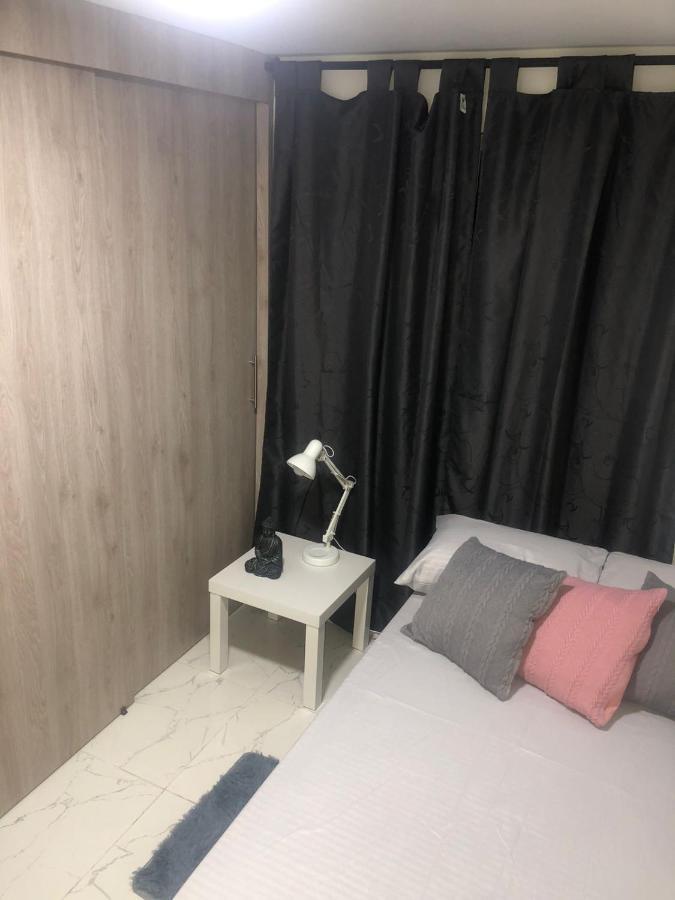 Habitacion Privada Hostel 790 Медельин Экстерьер фото